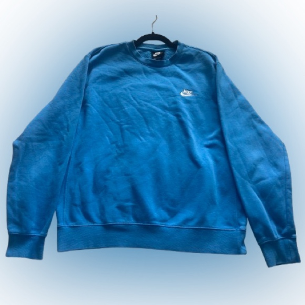 Y2K Vintage Nike Men's Boxy Vibrant Blue Crewneck Sweater